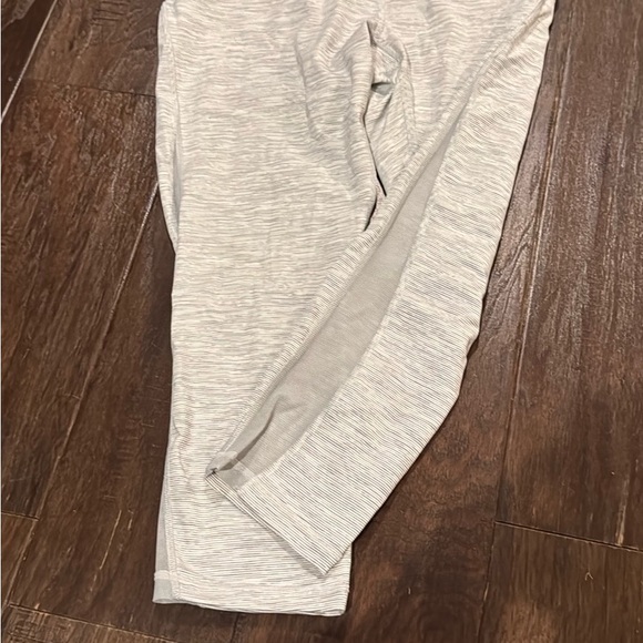 Lululemon Women’s Size 10 Leggings Grey - Picture 1 of 4